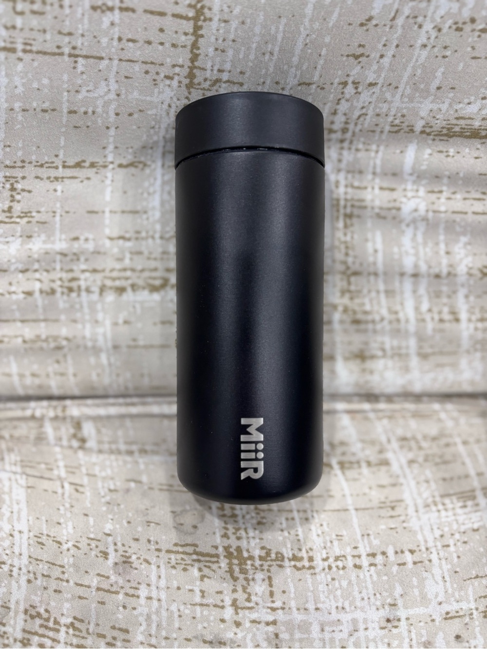 Miir Black Insulated Travel Bottle - Sleek Leak-Resistant Drinkware